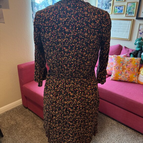 Old Navy Black Floral Midi Dress – Size M – Ruffle Neck & Sleeves - Picture 3 of 5